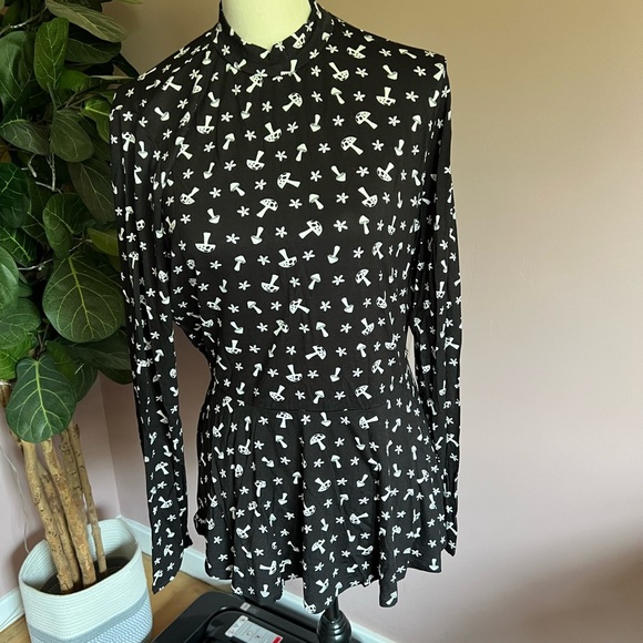 Modcloth Tops - NWT ModCloth Mushroom Print Stretchy Peplum Top
